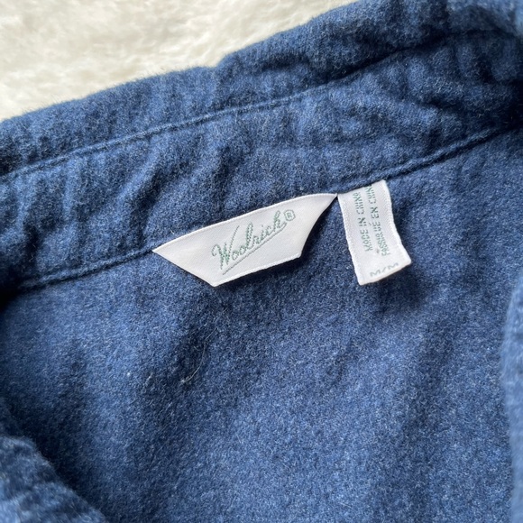 Woolrich snap closure shirt(medium) - Picture 4 of 6